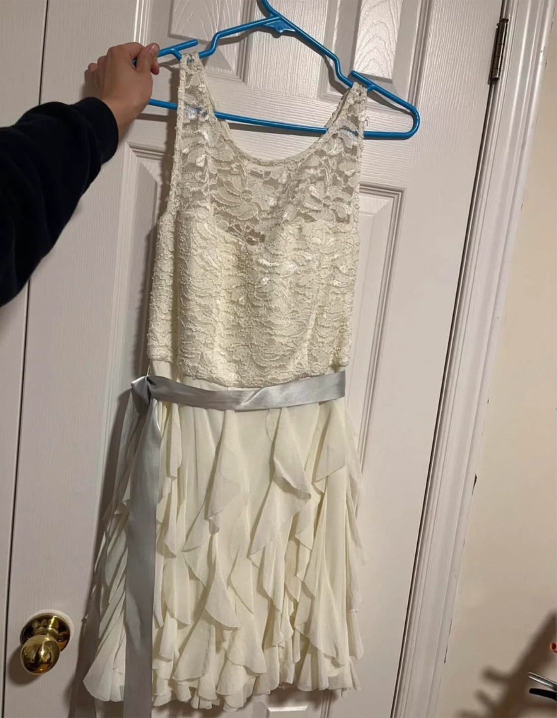 Le Château Cream Lace Dress M