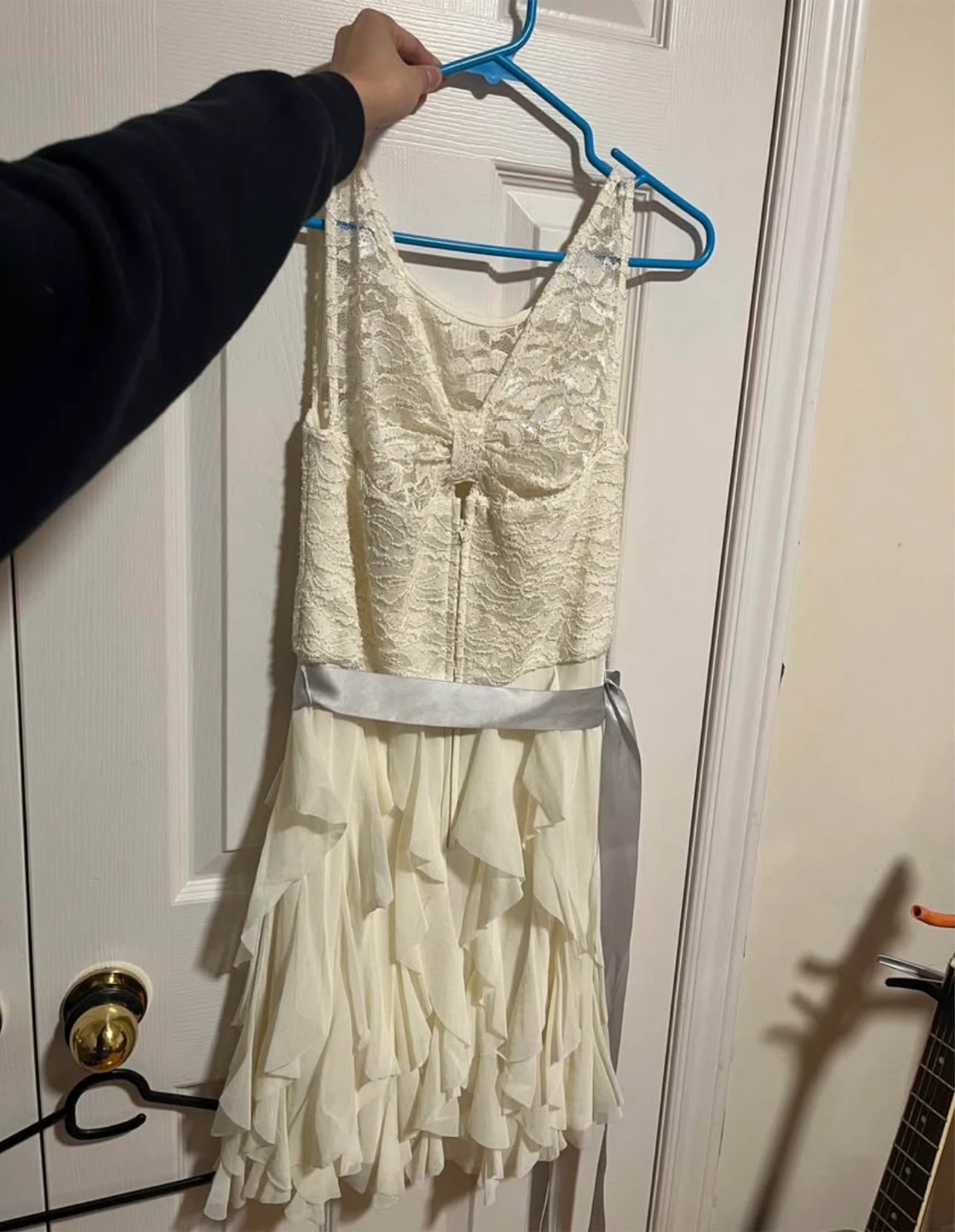 Le Château Cream Lace Dress M - photo 2