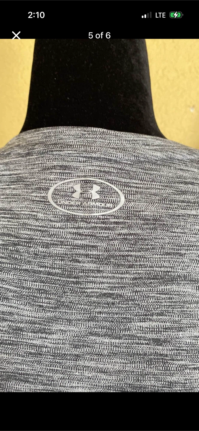 Under Armour V-neck Tee Shirt - photo 5