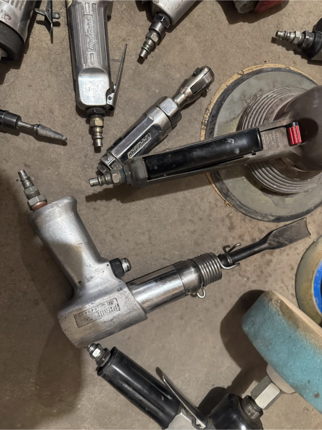 Snap on and Blue Point Air Autobody Tools. - photo 4