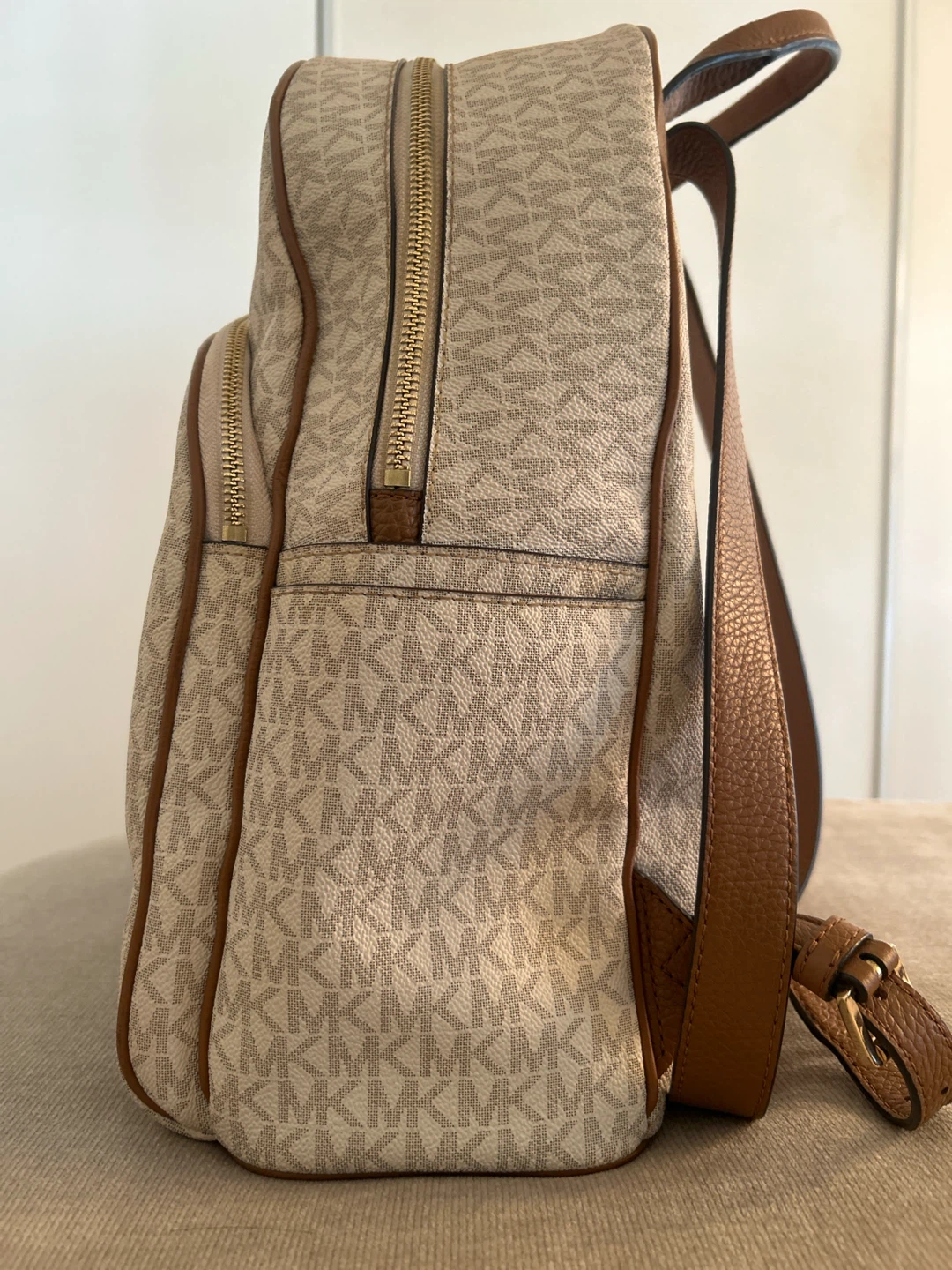 Michael Kors Backpack - MK Signature Print - photo 4