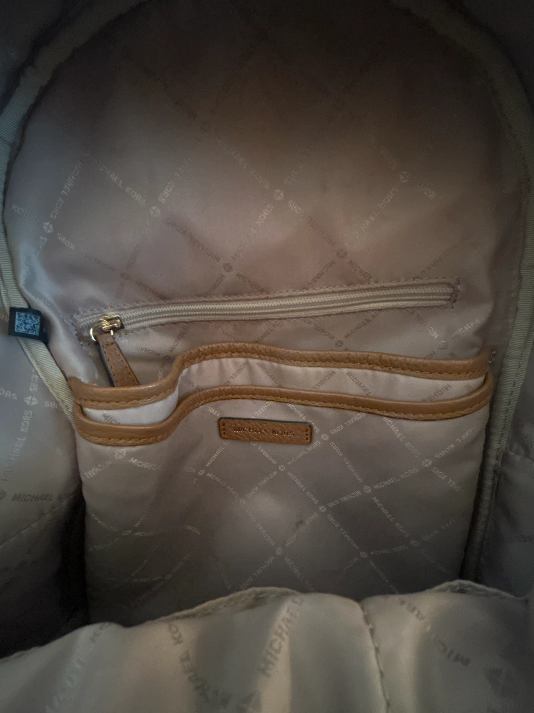 Michael Kors Backpack - MK Signature Print - photo 5
