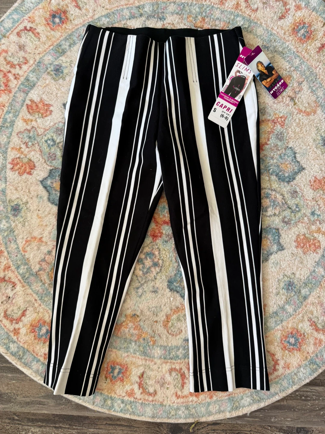 Nygard Luxe Slims Black & White Stripe Capri Pants