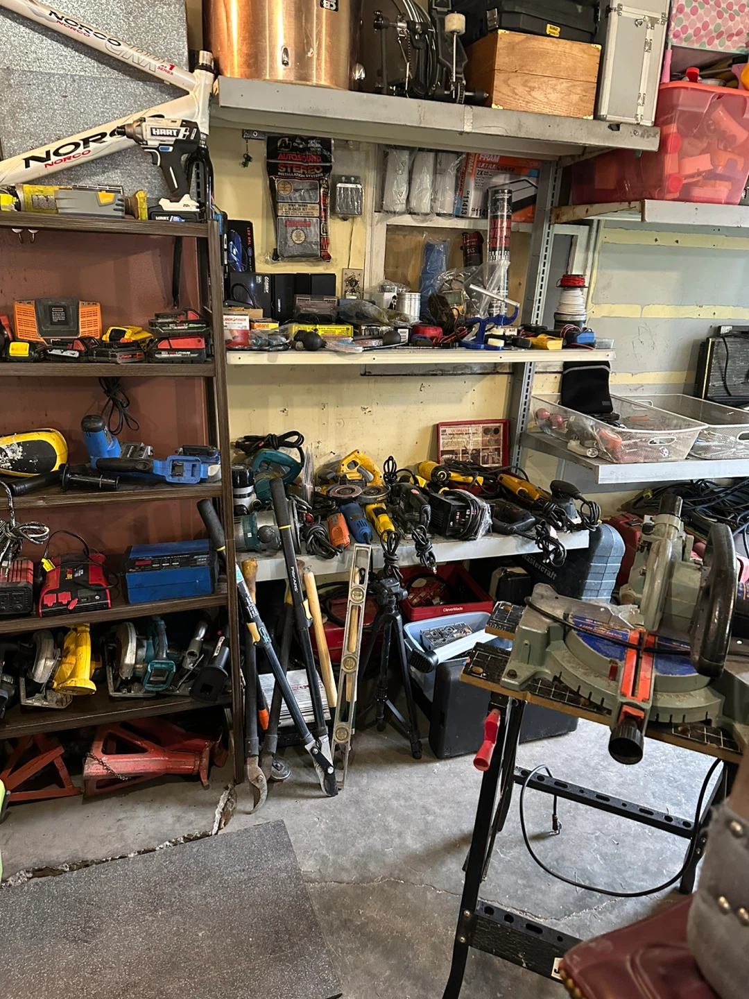Garage sale sept 6 - Sept 12 - photo 5