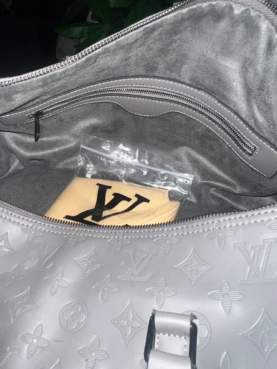 Louis Vuitton Authentic Large Bag - photo 2