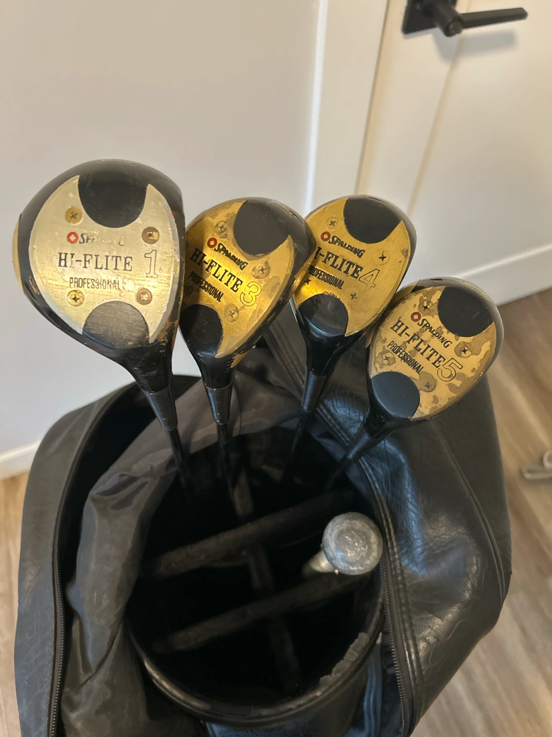 Spalding Hi-Flite Professional Golf Club Set with Titleist Bag - photo 2