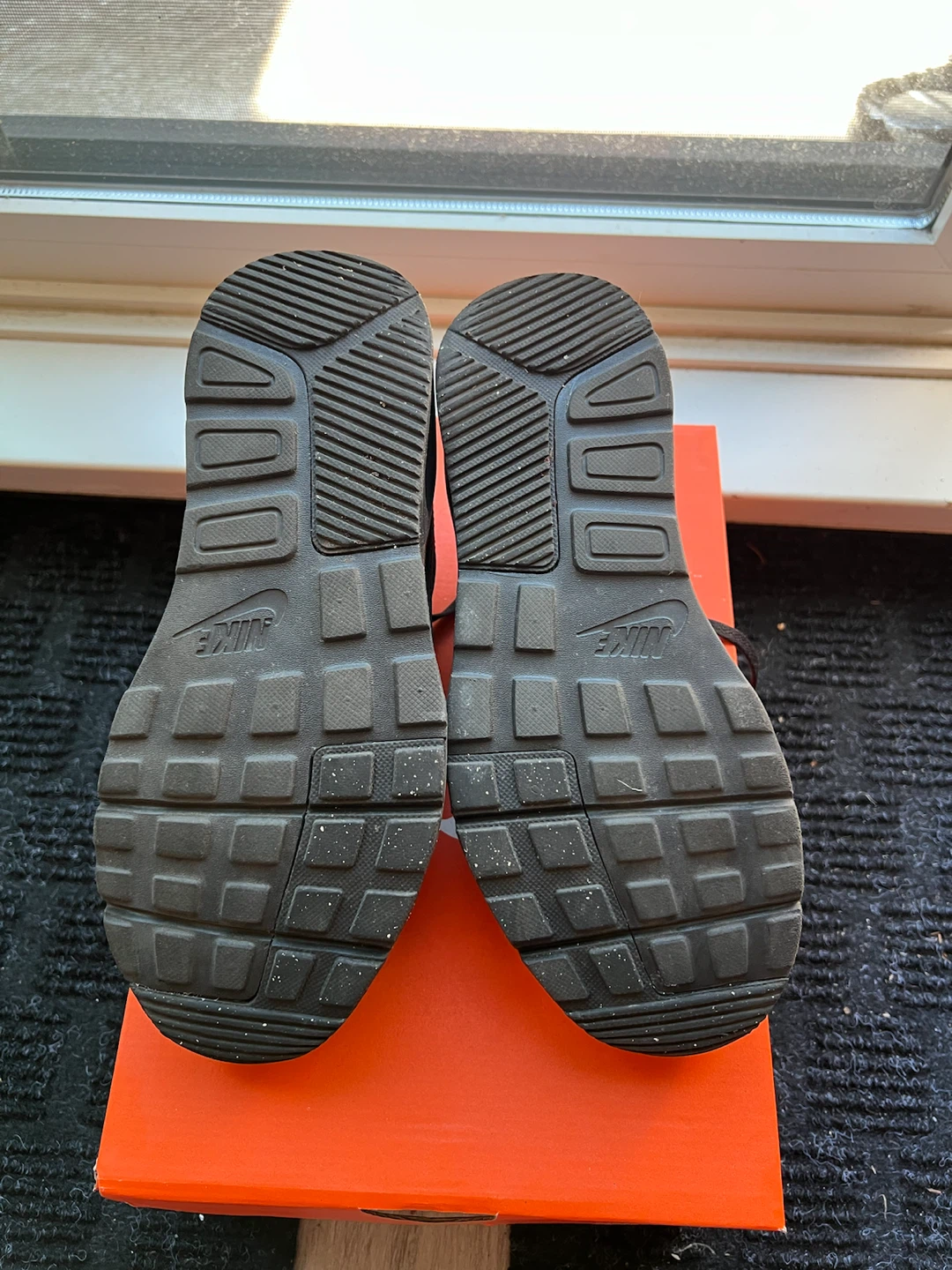 Nike Star Runner 3 GS Black Shoes Size 4.5Y - photo 2