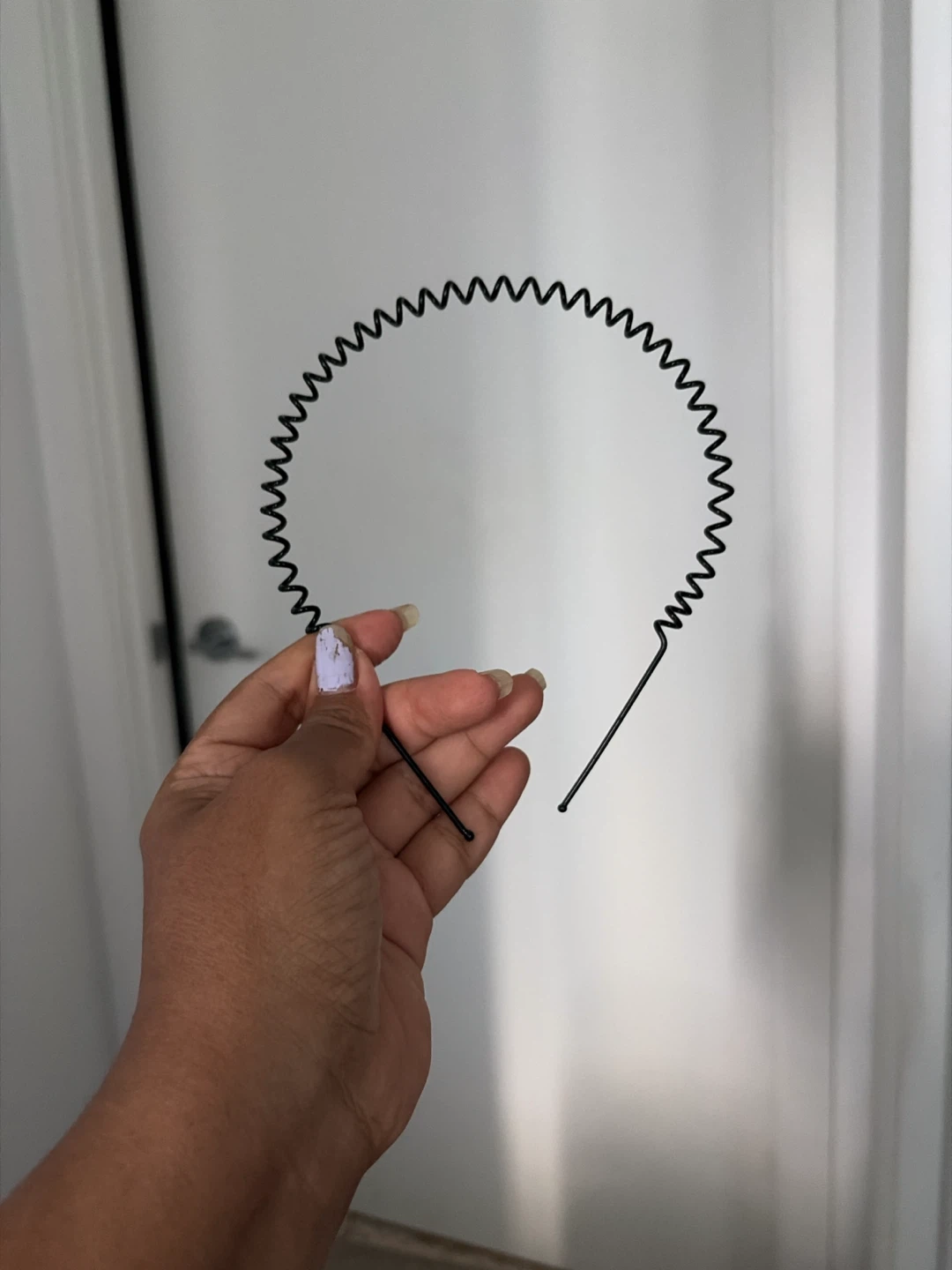 Black Metal Zigzag Headband