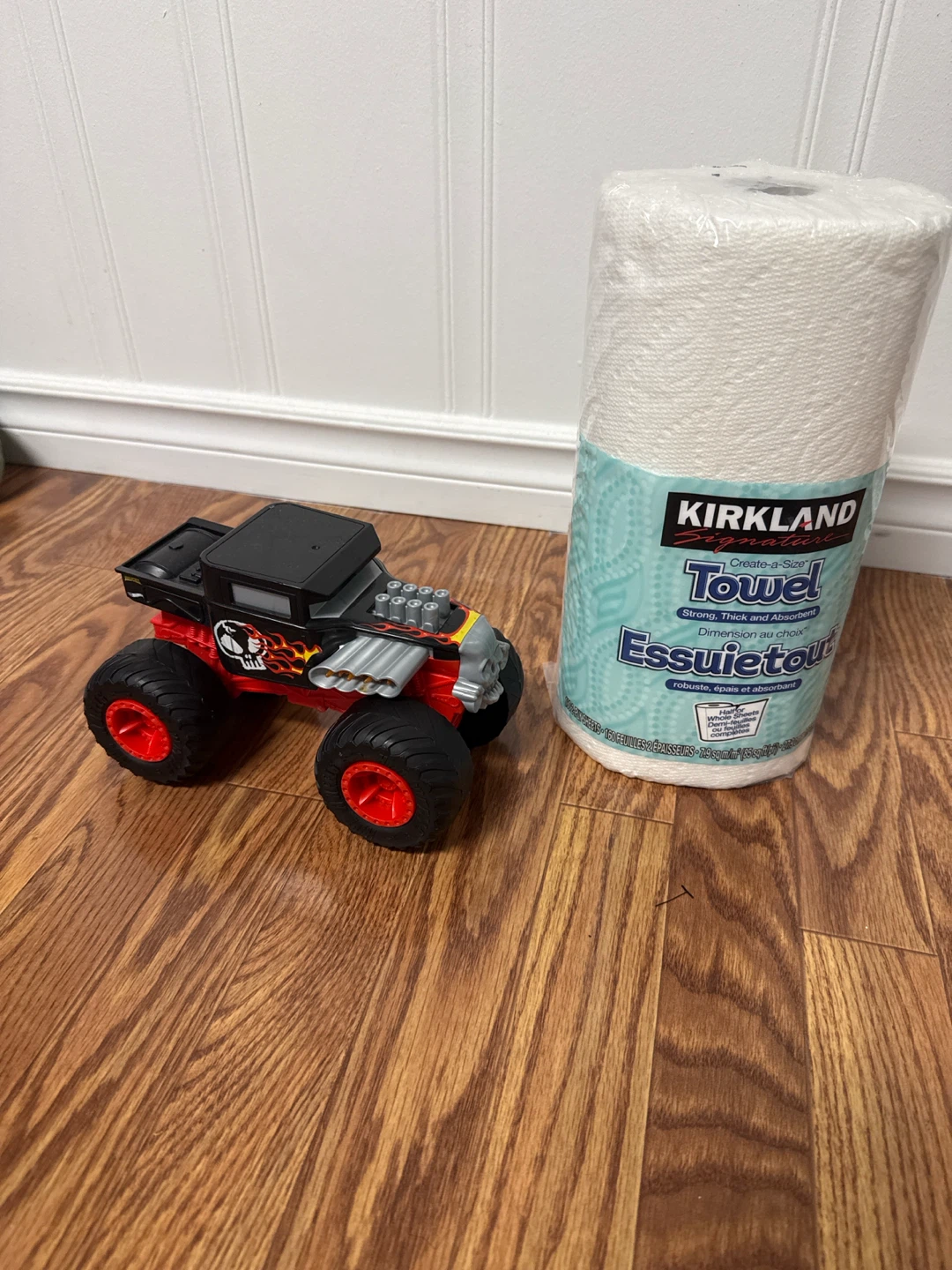 Hot Wheels Monster Truck Bone Shaker