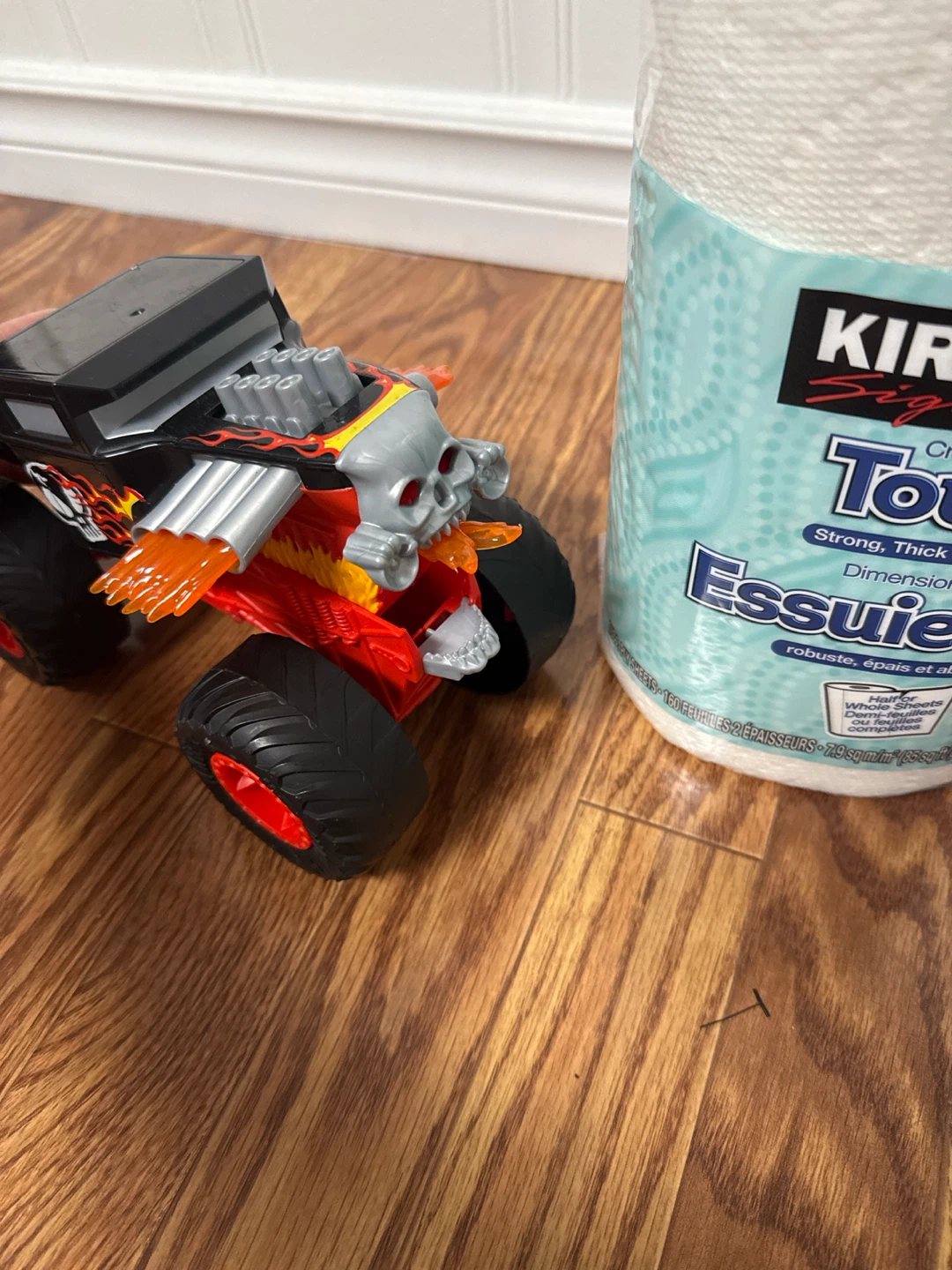 Hot Wheels Monster Truck Bone Shaker - photo 2