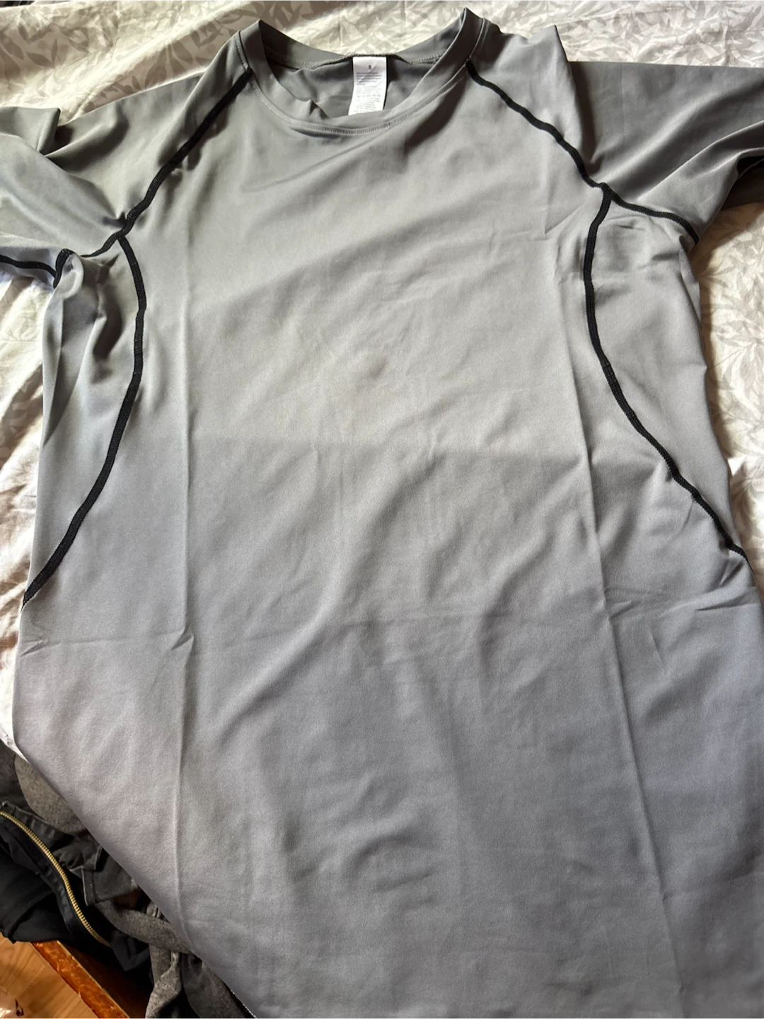 Men athletic compression shirts - photo 4