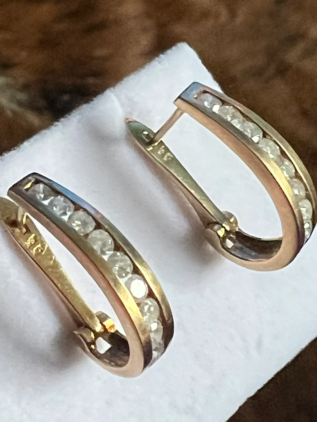 10k Gold and Diamond Earrings 1.00 CTW