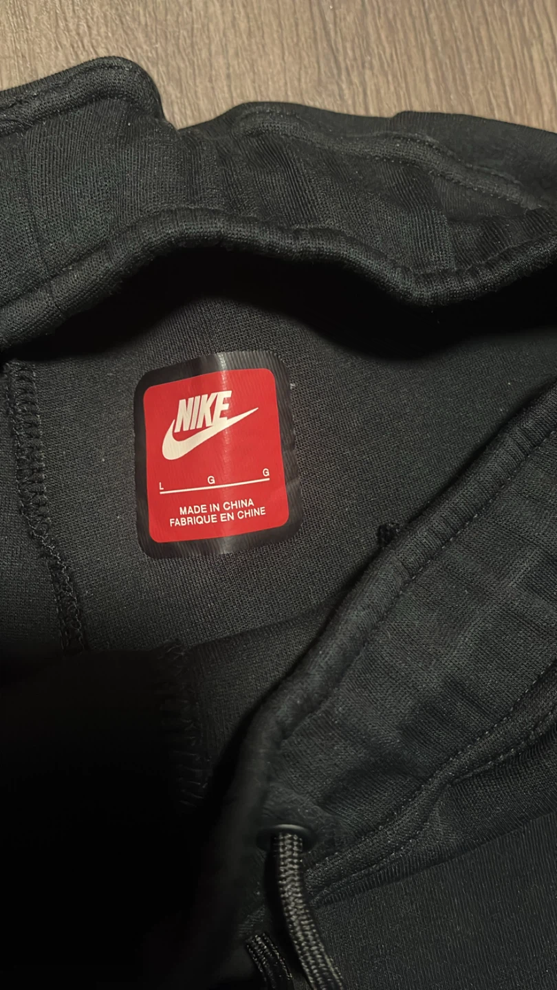 Nike Tech Reflective Tracksuit - photo 2