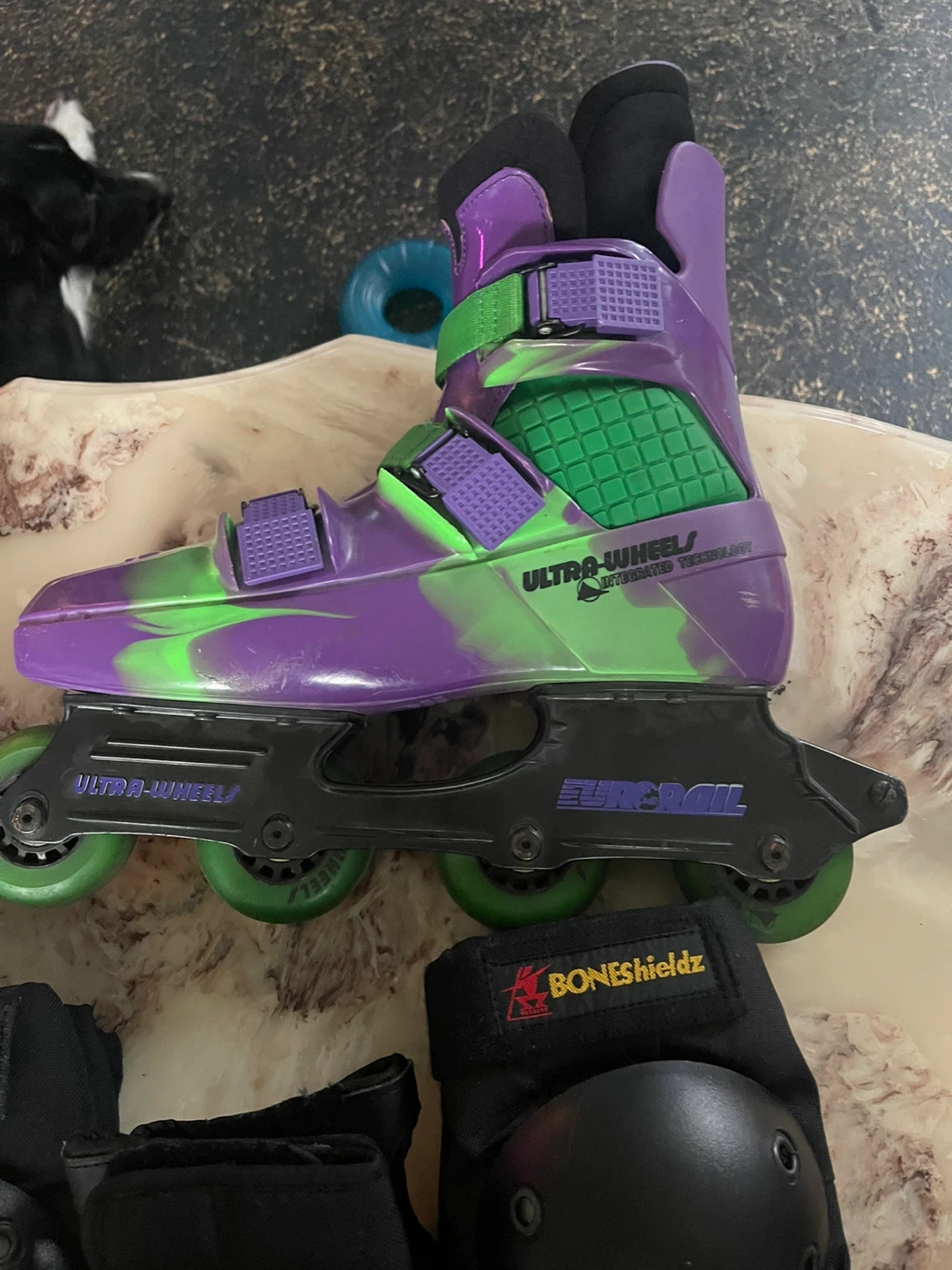 Vintage 1990’s Ultra-Wheels Inline Skates and Gear - photo 3