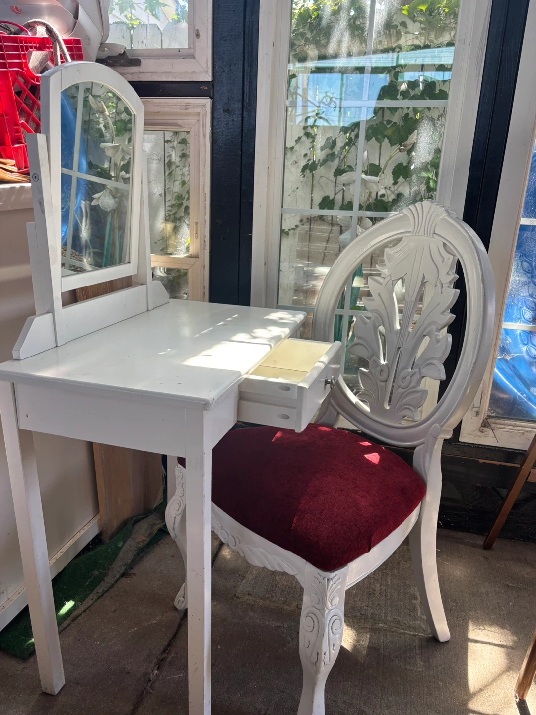 White Vanity Table with Matching Chair - photo 2