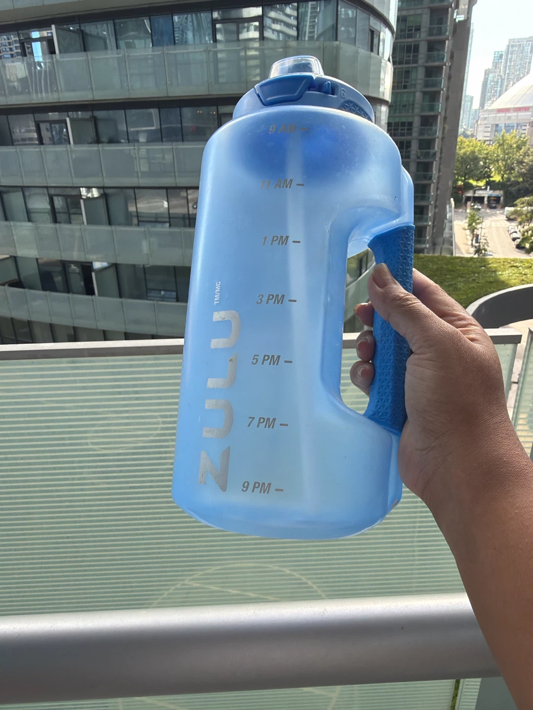 NULN Water Bottle with Straw