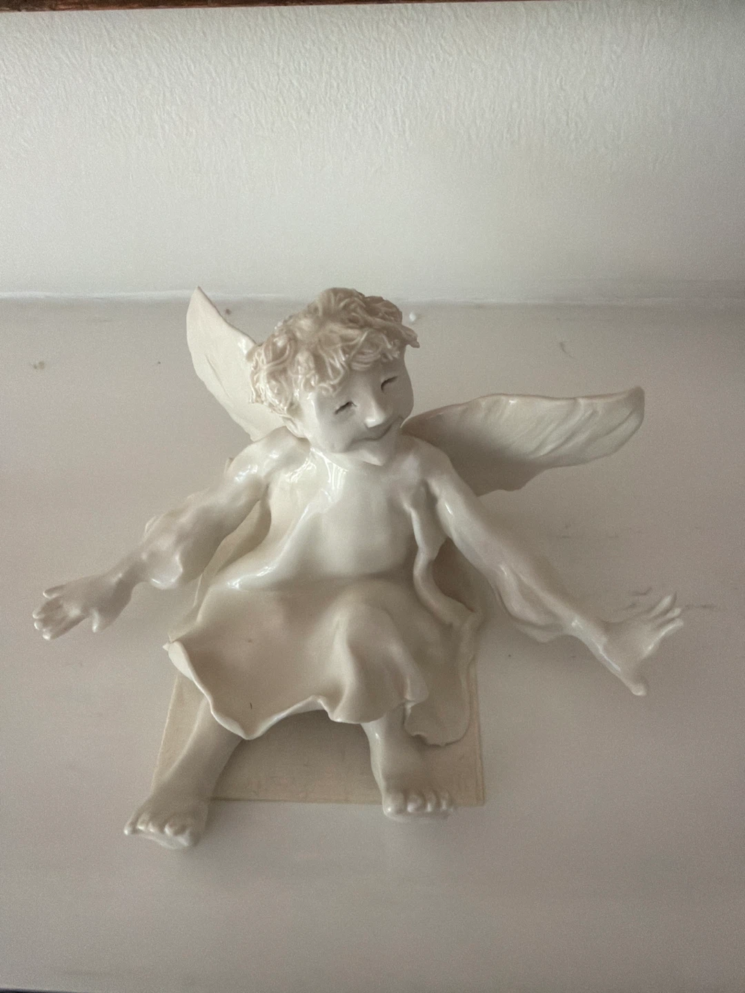 Kathy Bailey JOY! Angel Figurine #3 - photo 2