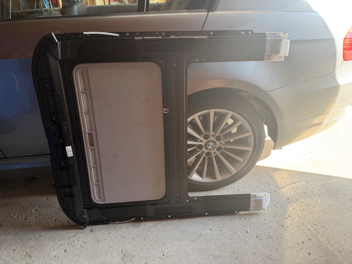 Webasto Audi B6/B7 Sunroof Assembly - photo 2
