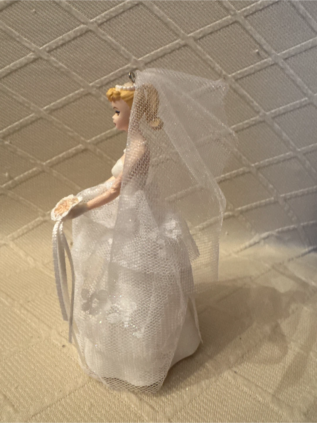 Hallmark Keepsake Ornament - Wedding Day Barbie - photo 3