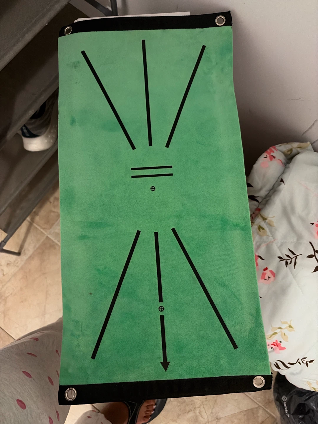 Green Golf Putting Mat with Alignment Lines