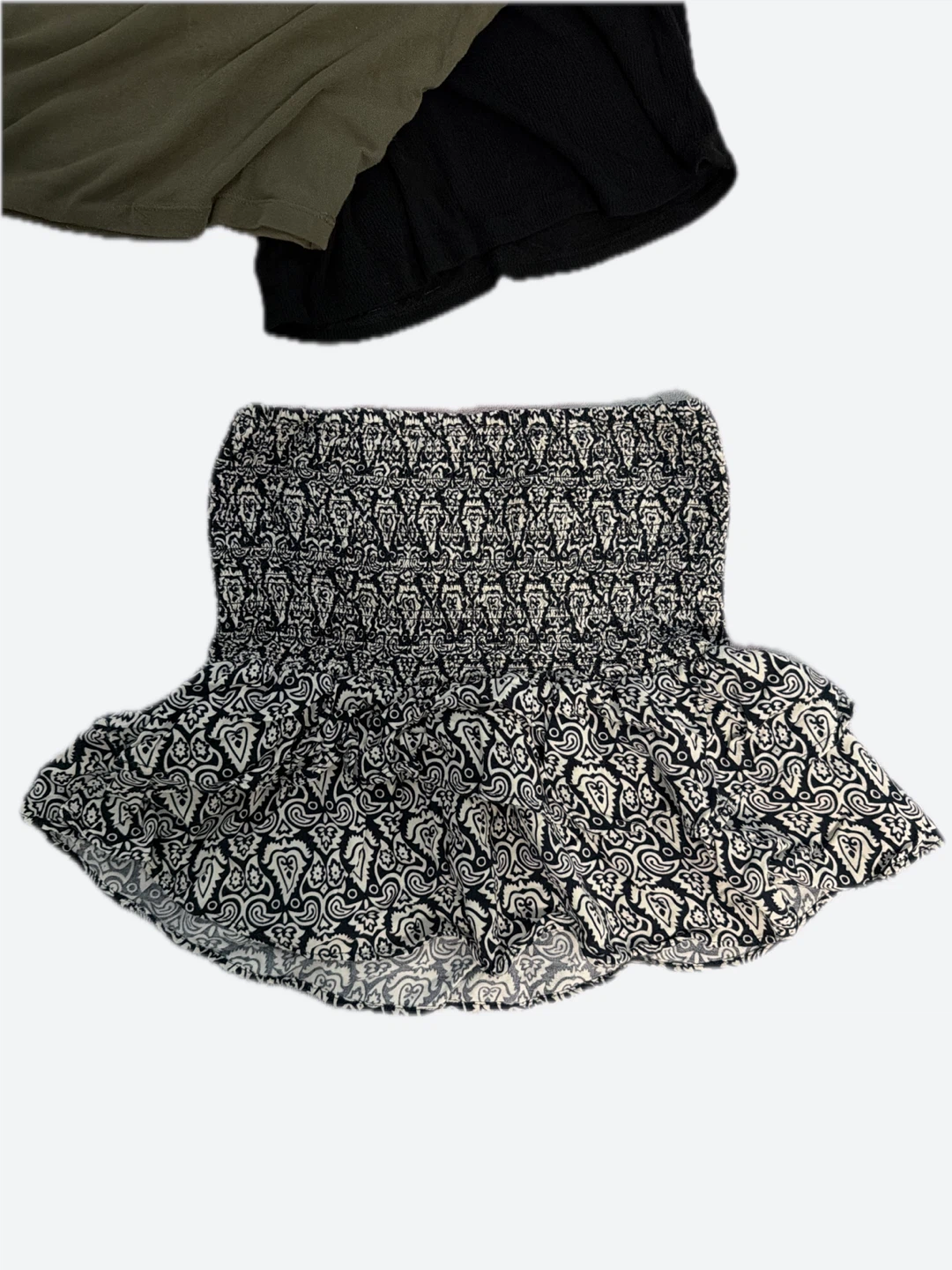 Bundle of Women’s Tops - photo 2