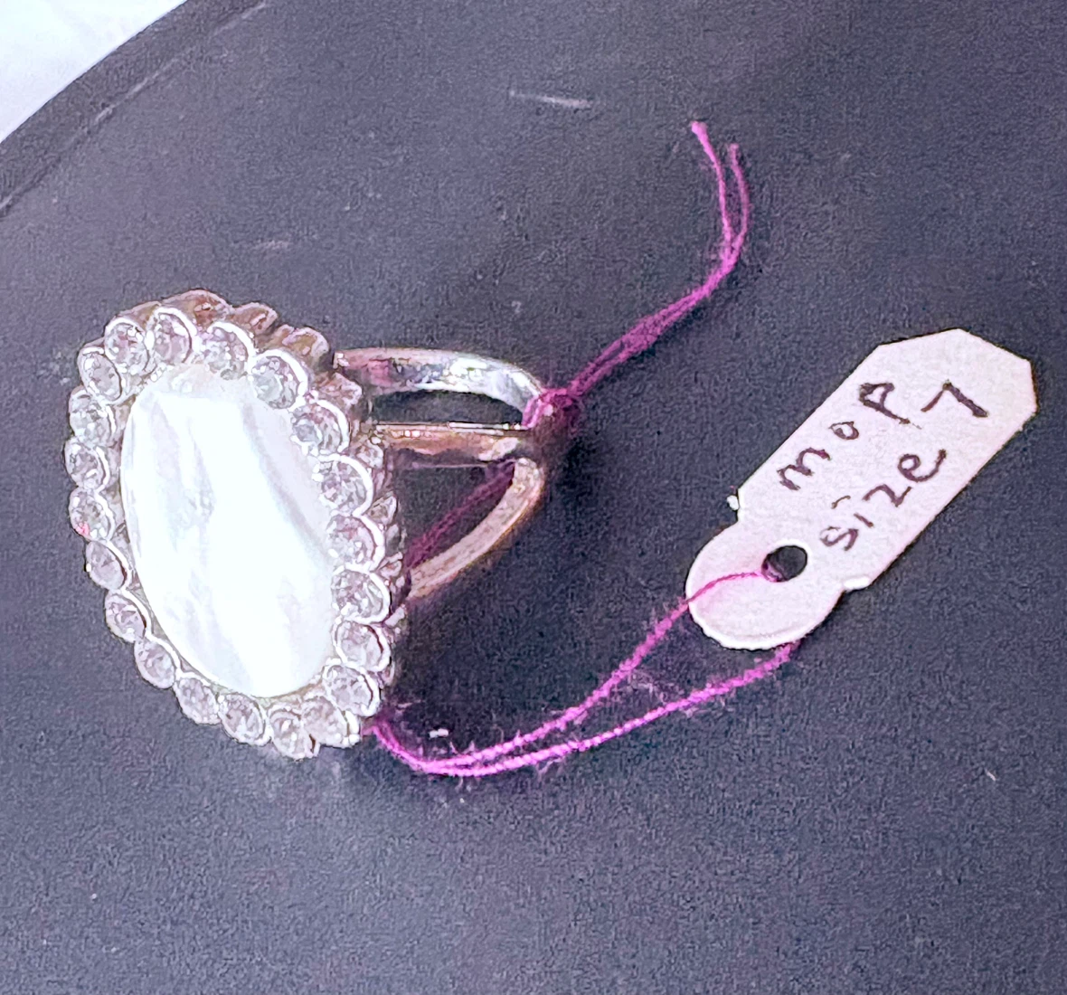 Mother of Pearl Statement Ring Size 7 - photo 5