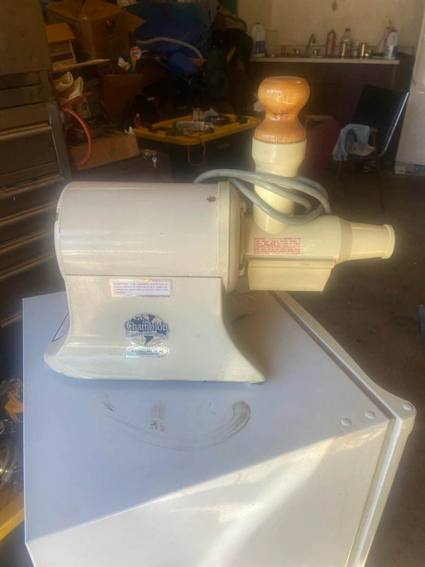 Champion Juicer