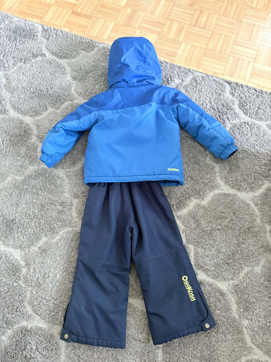 OshKosh B'gosh Winter Jacket and Pants Set - photo 2