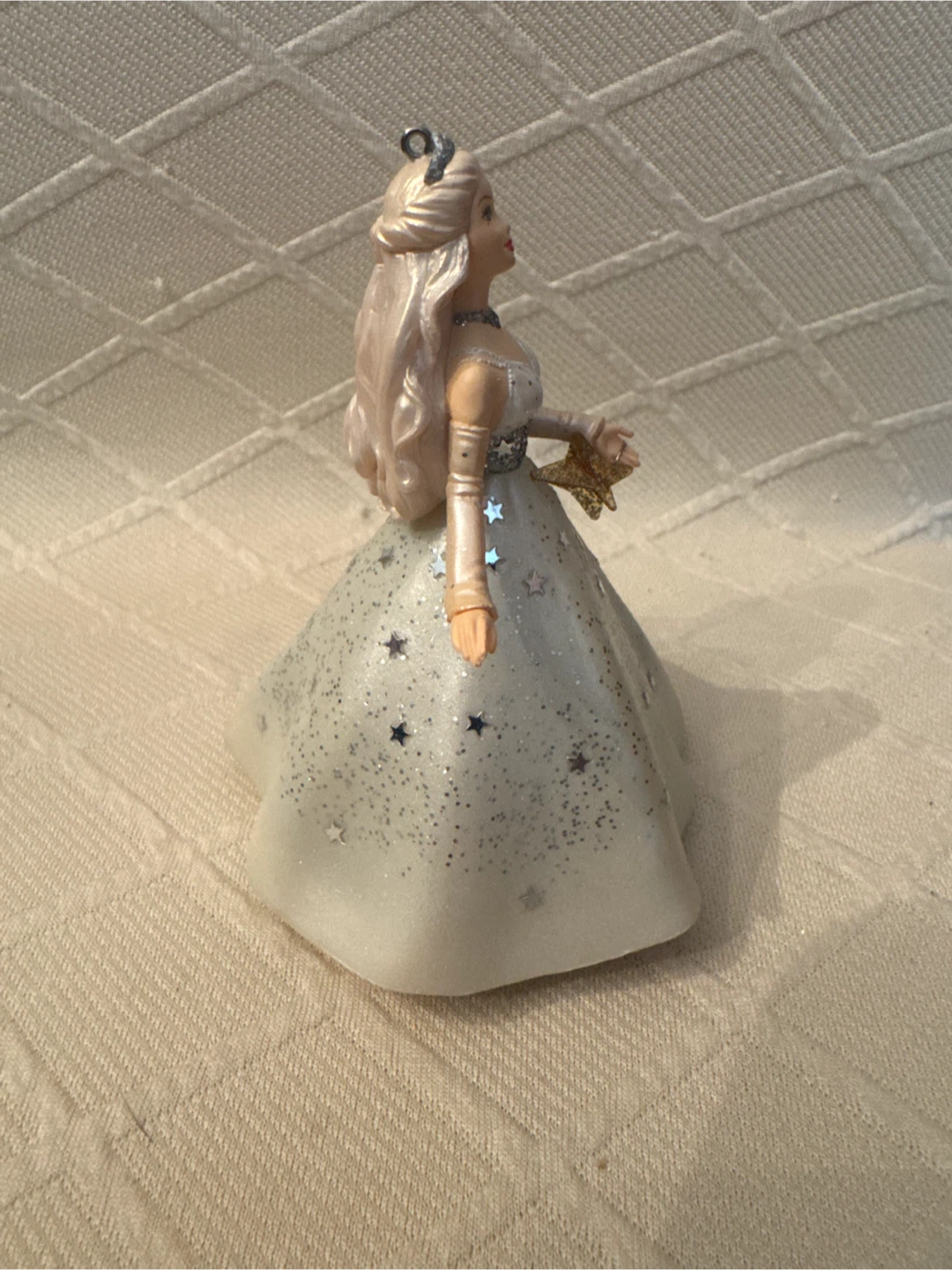 Hallmark Barbie “Celebration Barbie” 2001 Keepsake Ornament - photo 5