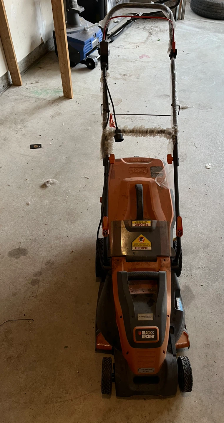 Black & Decker 17 inch Electric Lawn Mower