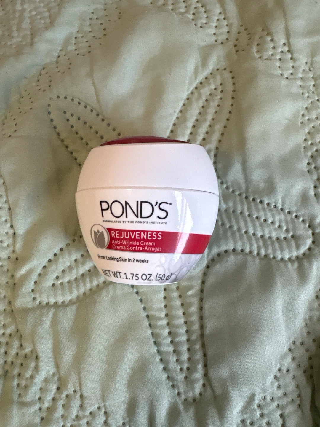 Pond's Rejuveness Anti-Wrinkle Cream small jar