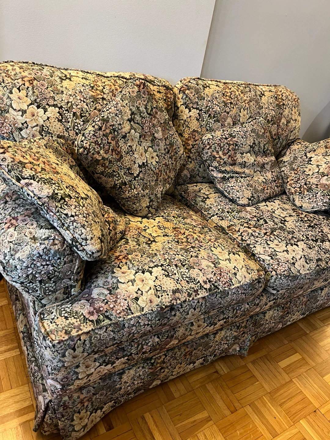 Floral pattern two-seater Couch - photo 4
