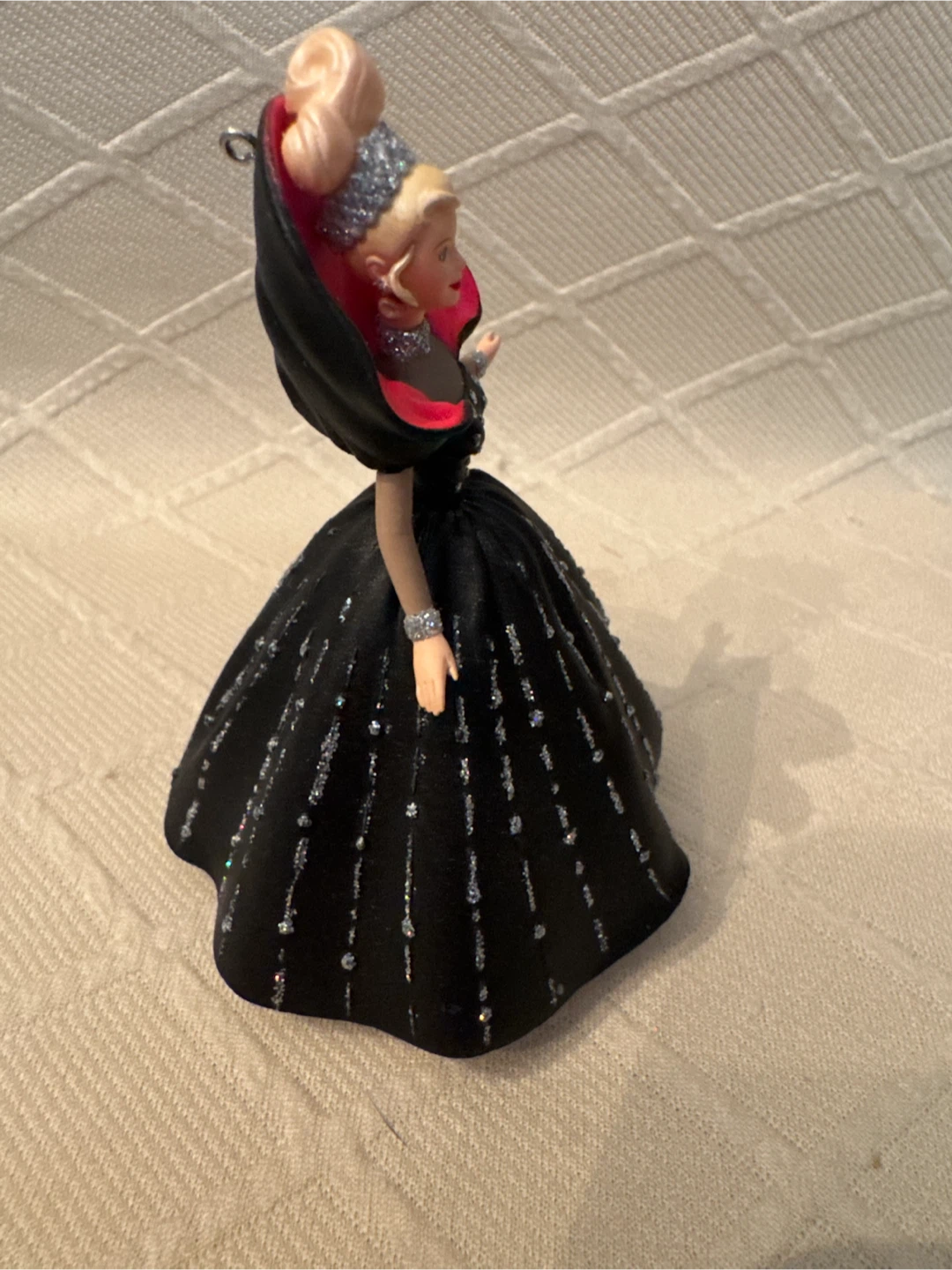 Hallmark Keepsake Holiday Barbie Ornament - photo 5