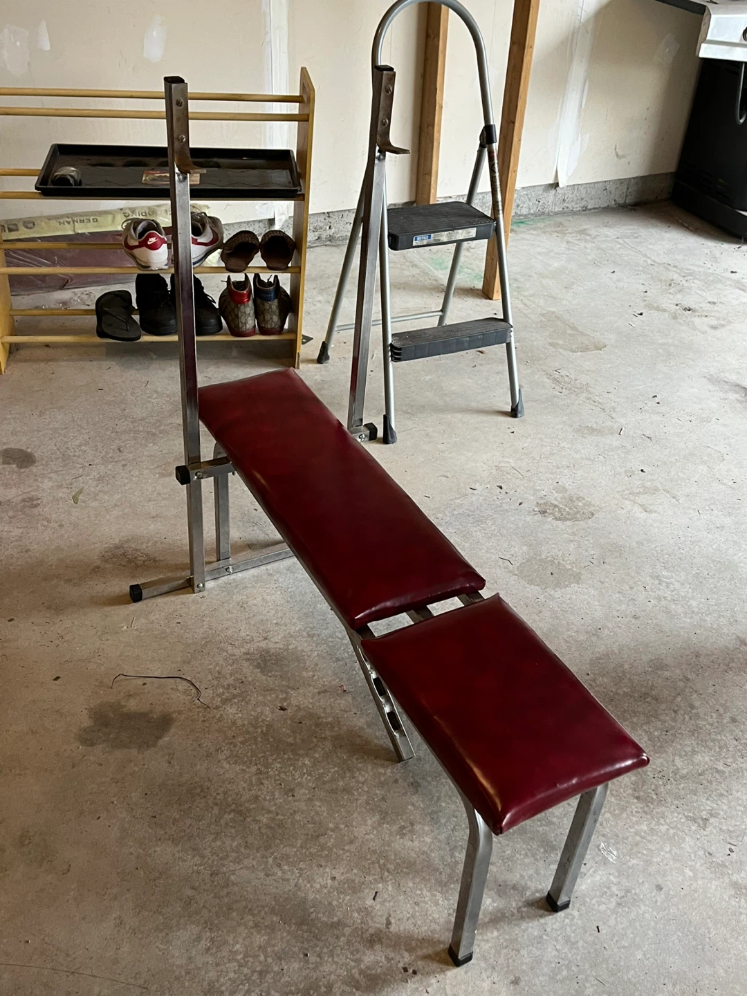 Adjustable weight bench - photo 2