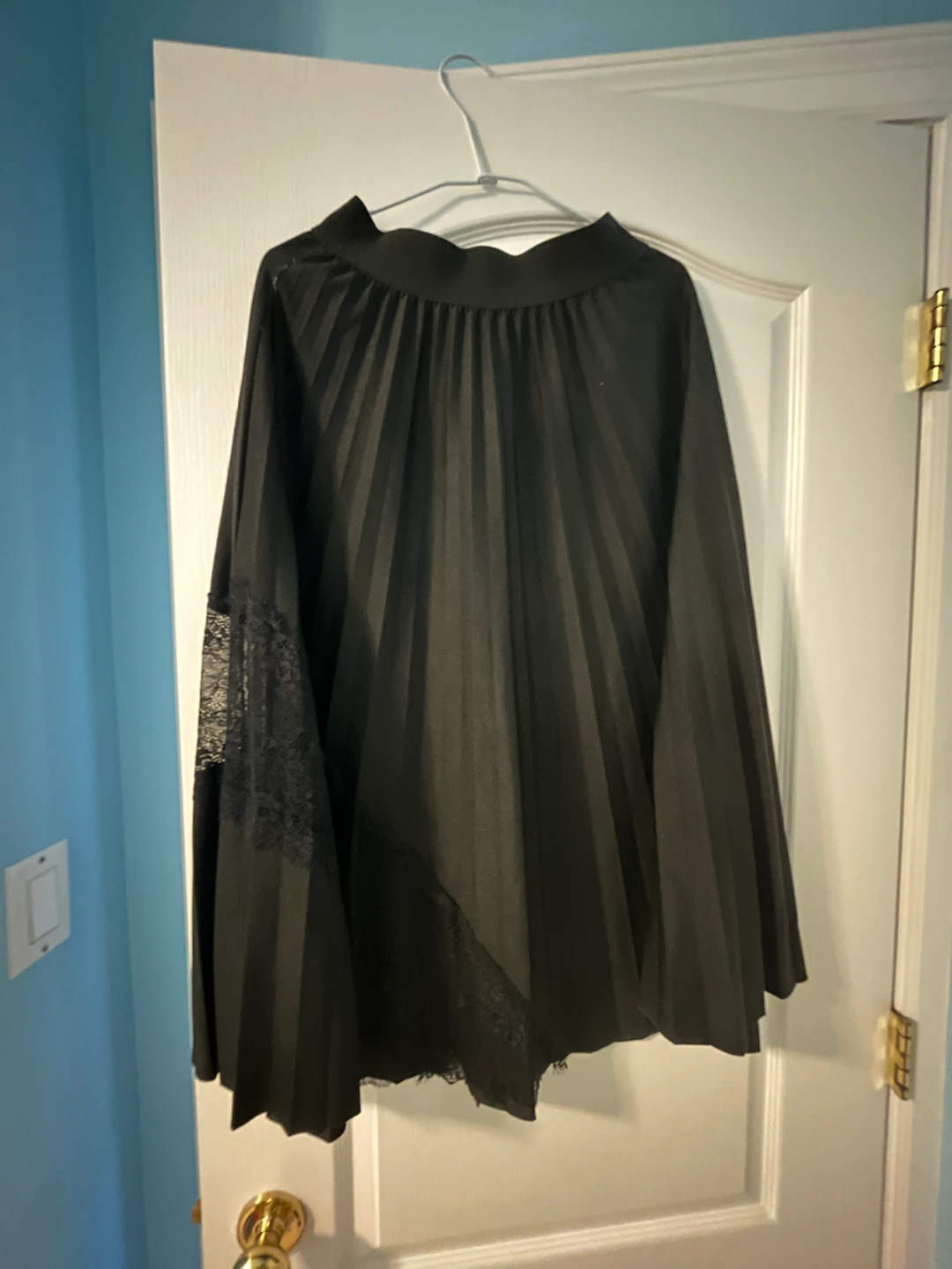 Black Pleated Midi Skirt with Lace Detail - photo 2