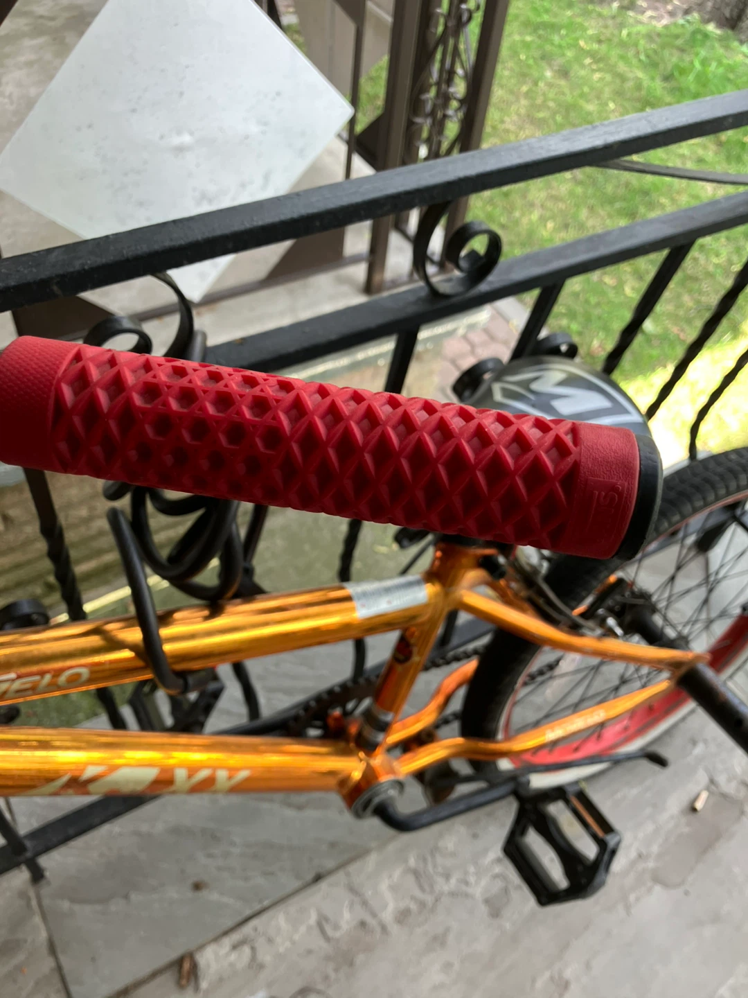 Movelo BMX Bike - photo 4