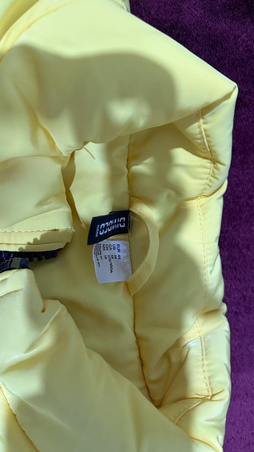 Yellow Cropped Puffer Jacket - photo 3
