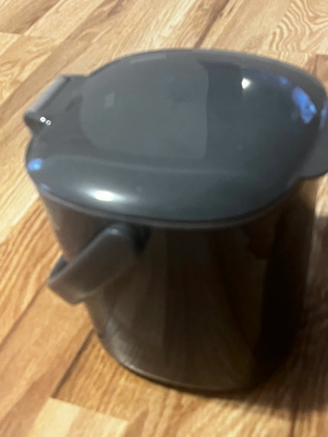 Gray Kitchen Compost Bin with Lid - photo 3