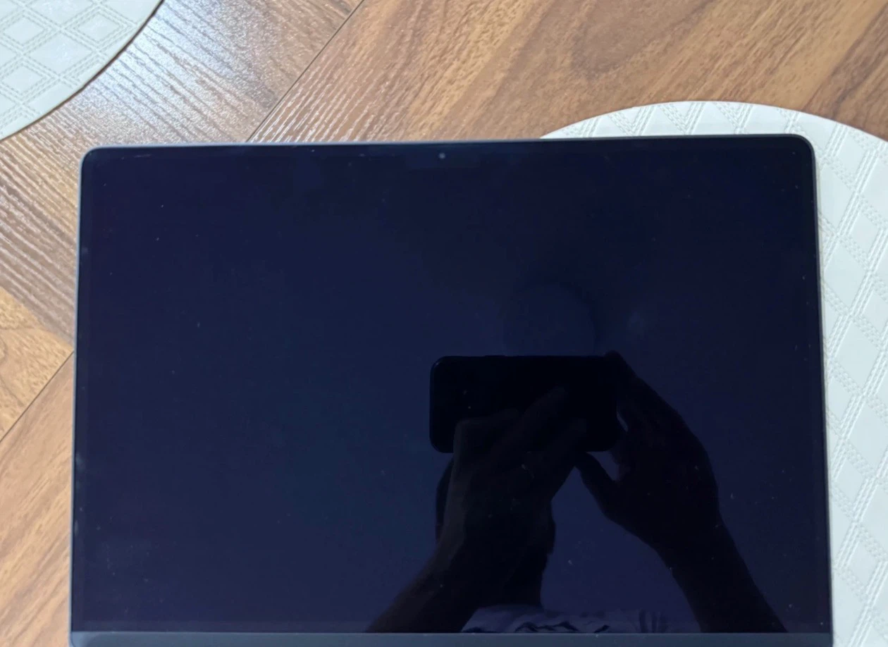 MacBook Air 15" LCD Display Assembly (A2941/A3114) - photo 2