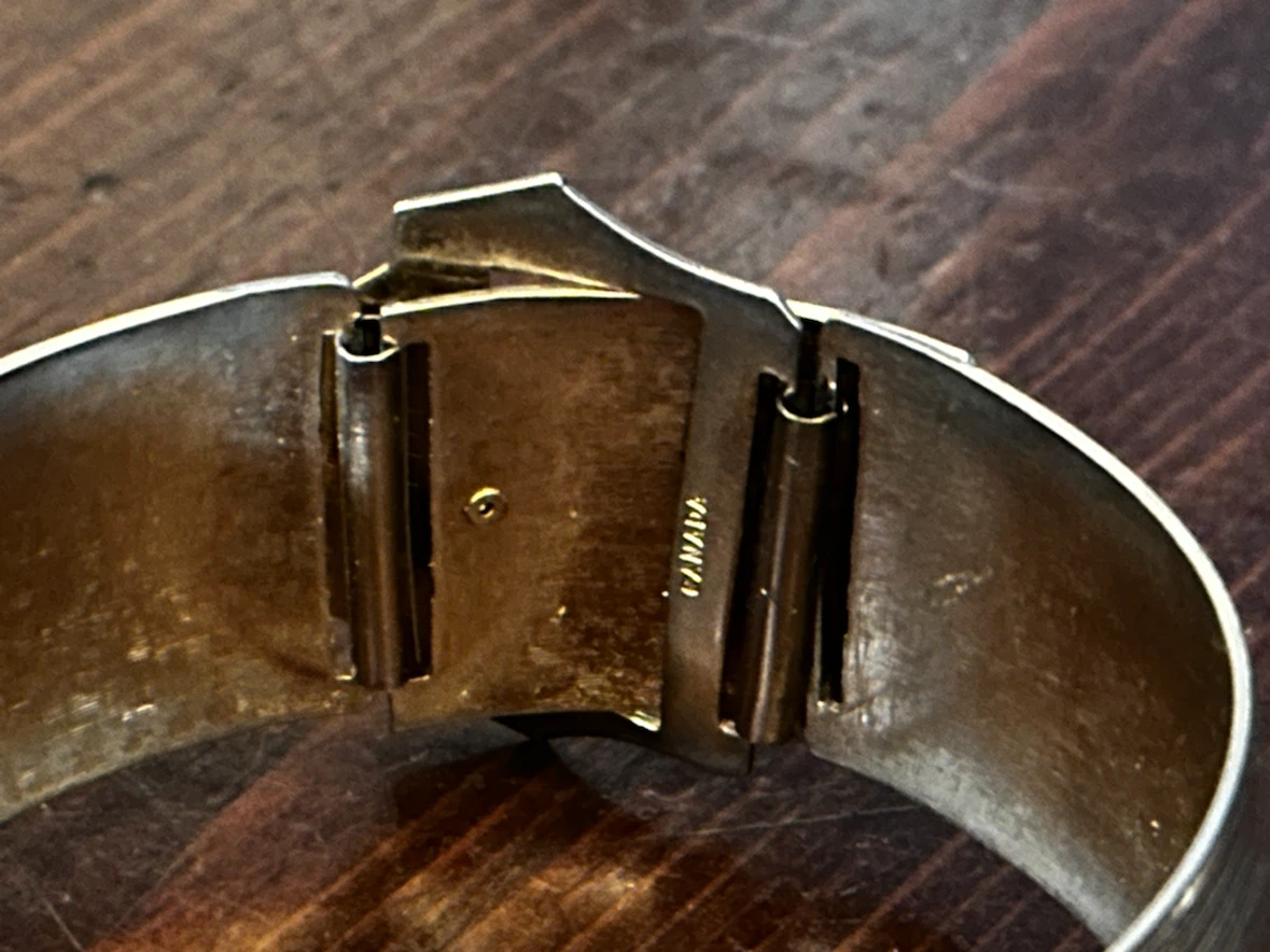 Vintage Sarah Coventry Canada Silver Tone Buckle Cuff - photo 4