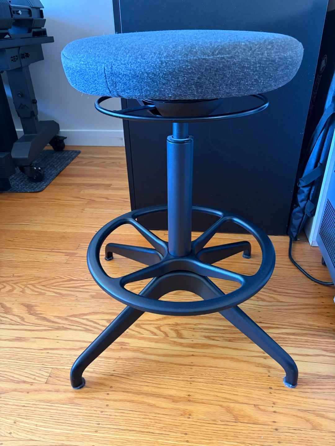 IKEA LIDKULLEN Active Sit/Stand Stool