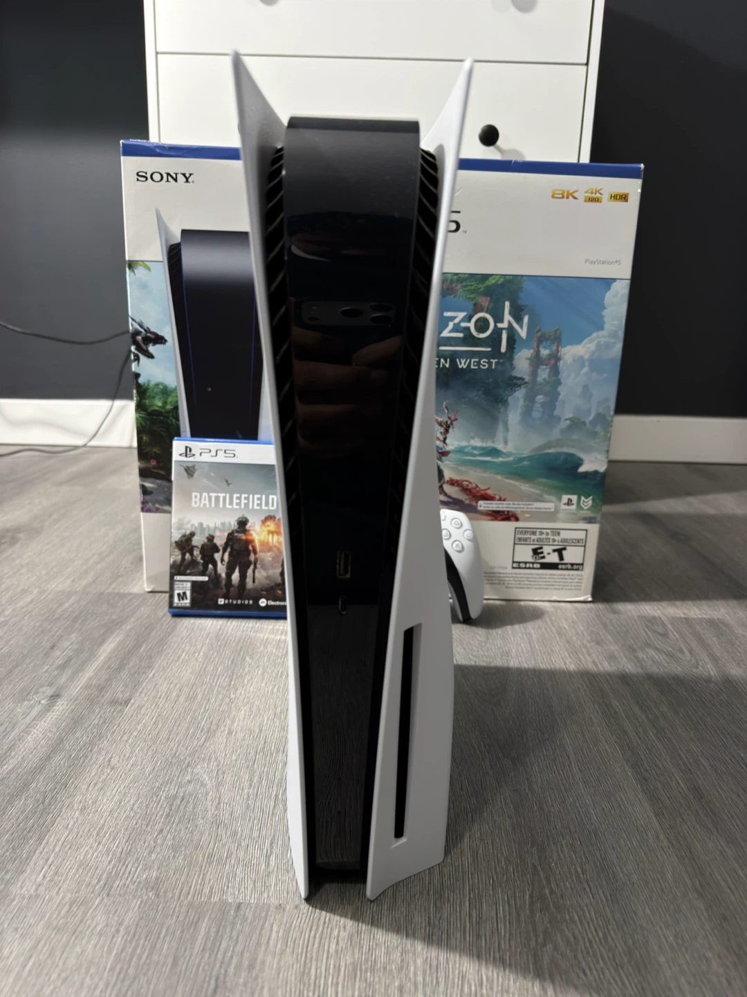 Sony PlayStation 5 Console Bundle with Battlefield 6 - photo 2
