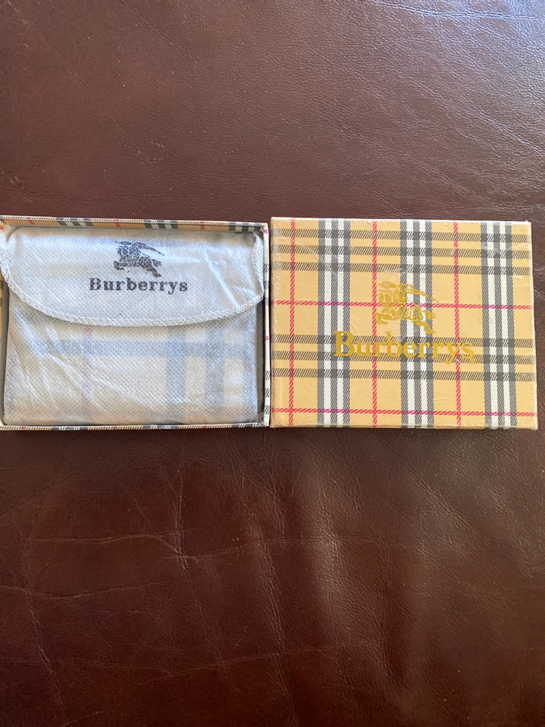 Burberrys wallet - photo 2