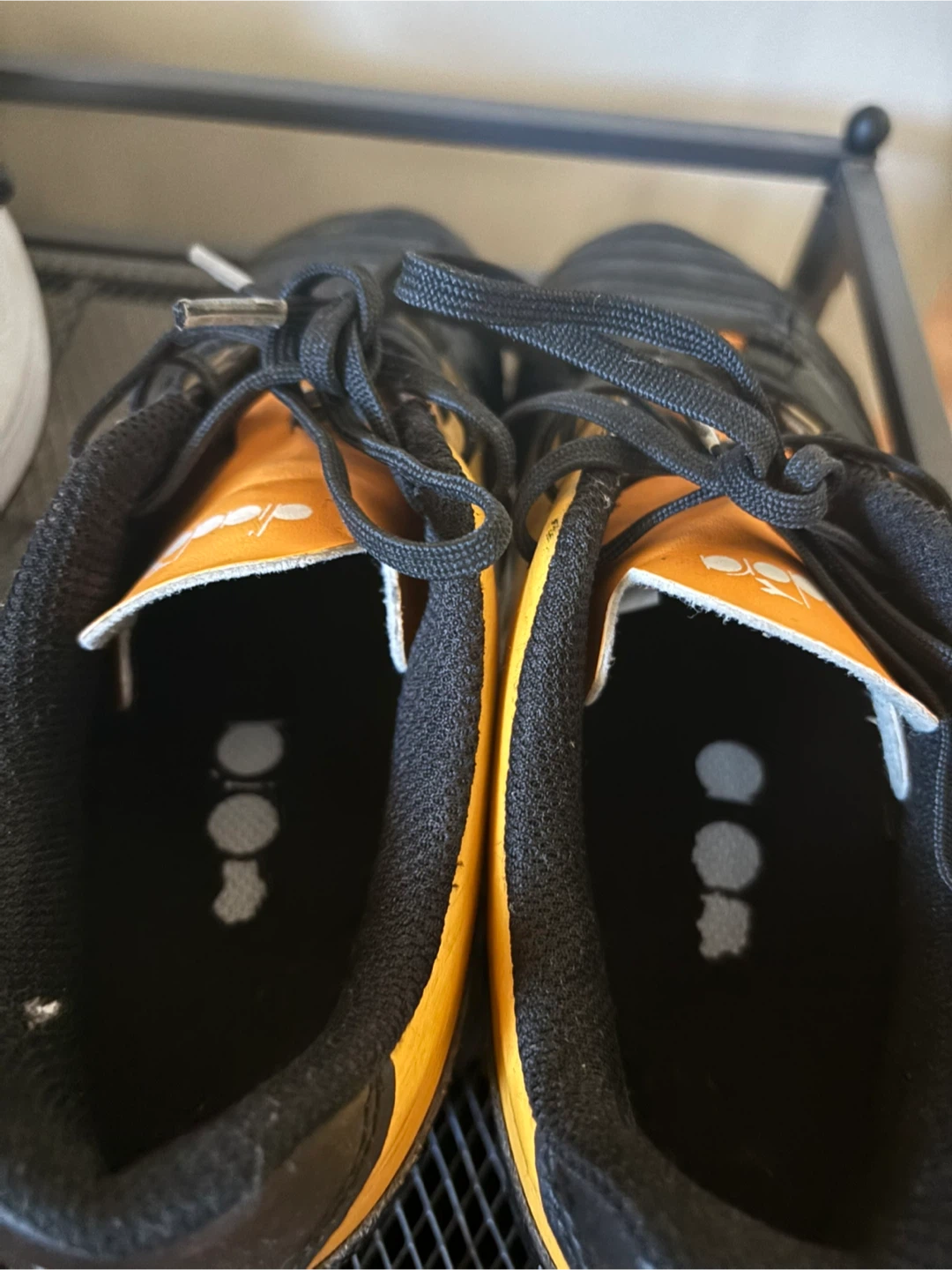 Diadora Soccer Cleats- Black/Orange/White (Size 7) - photo 3