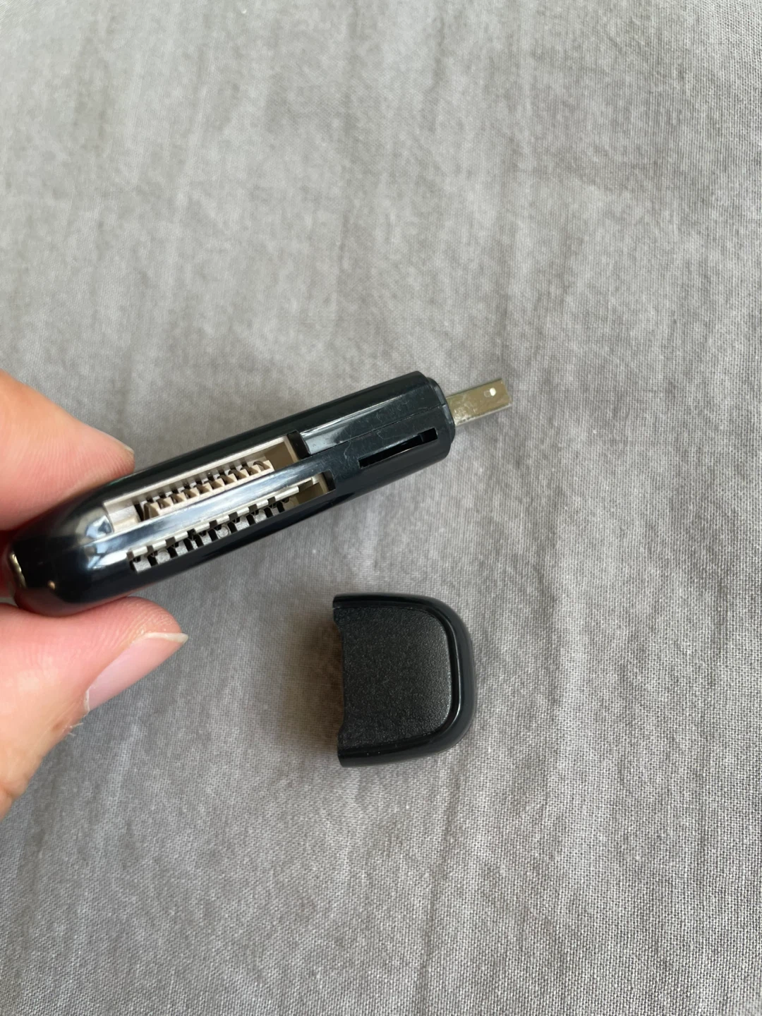 Black Multi-Card Reader Adapter - photo 4