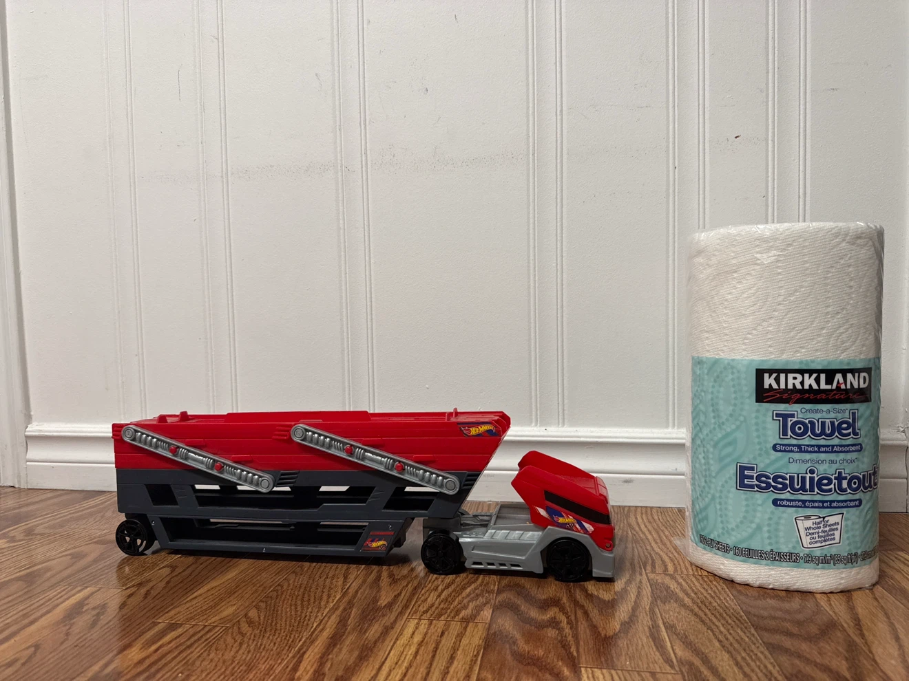 Hot Wheels Hauler Toy Truck