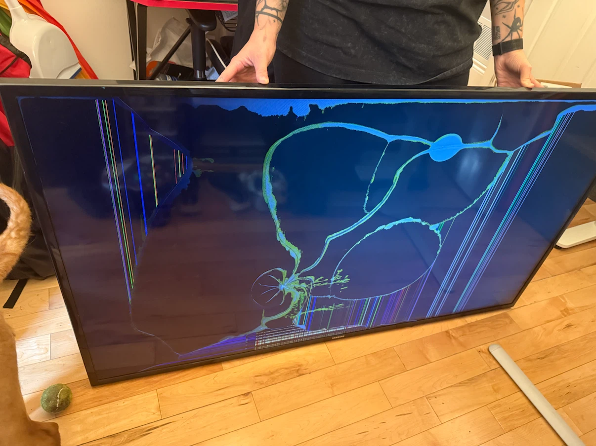Broken Samsung 60-inch LED Smart TV UN60H6203