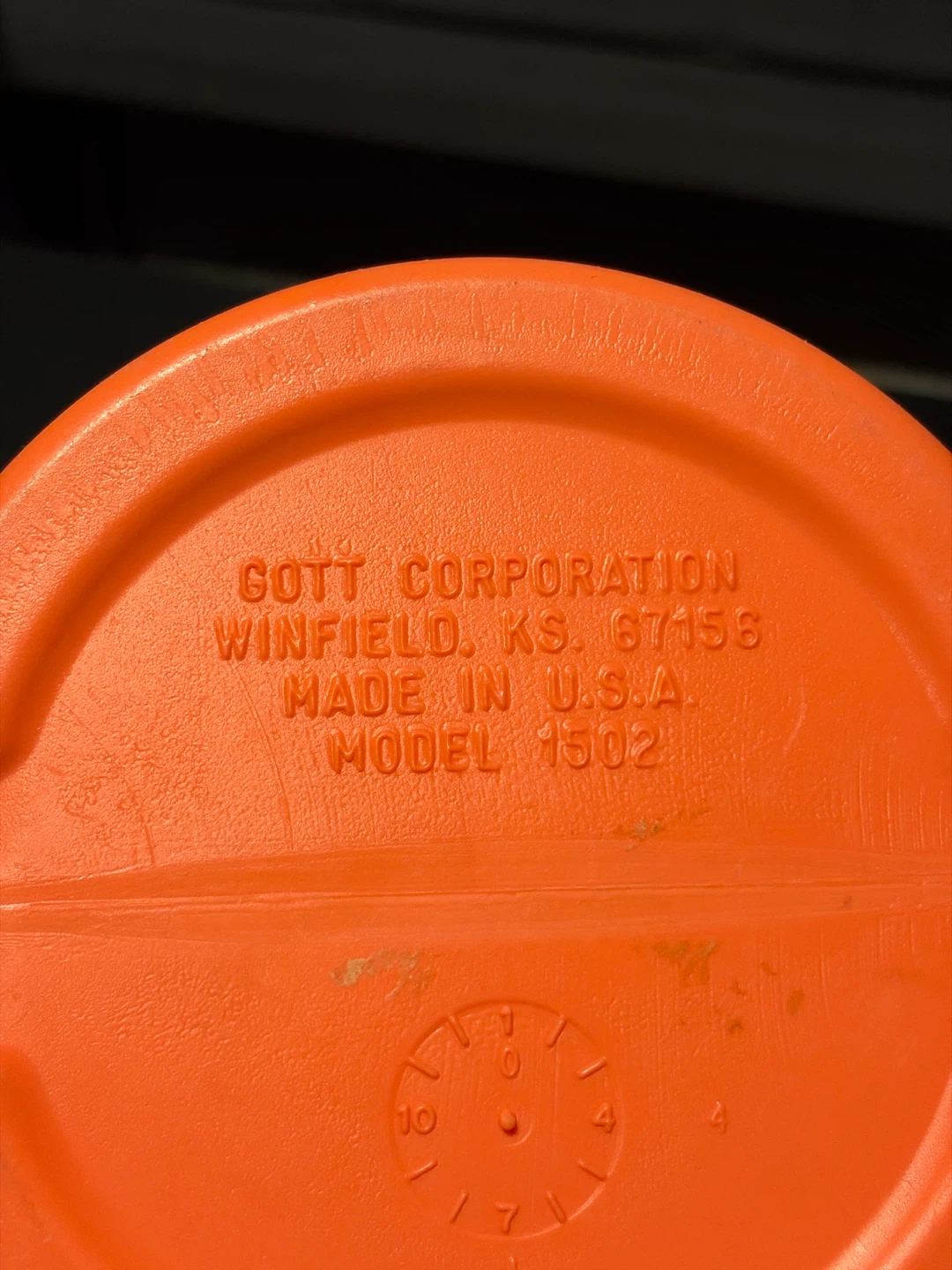 Vintage Rubbermaid Water Jug - photo 3