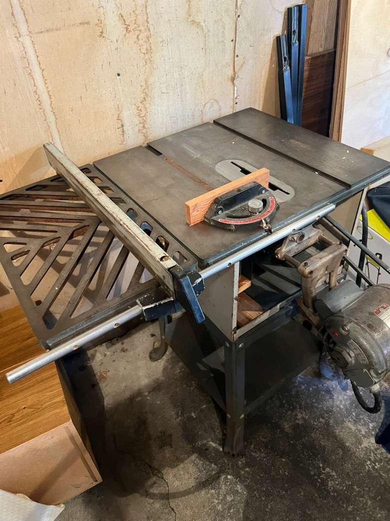 Vintage Table Saw with Motor - photo 3