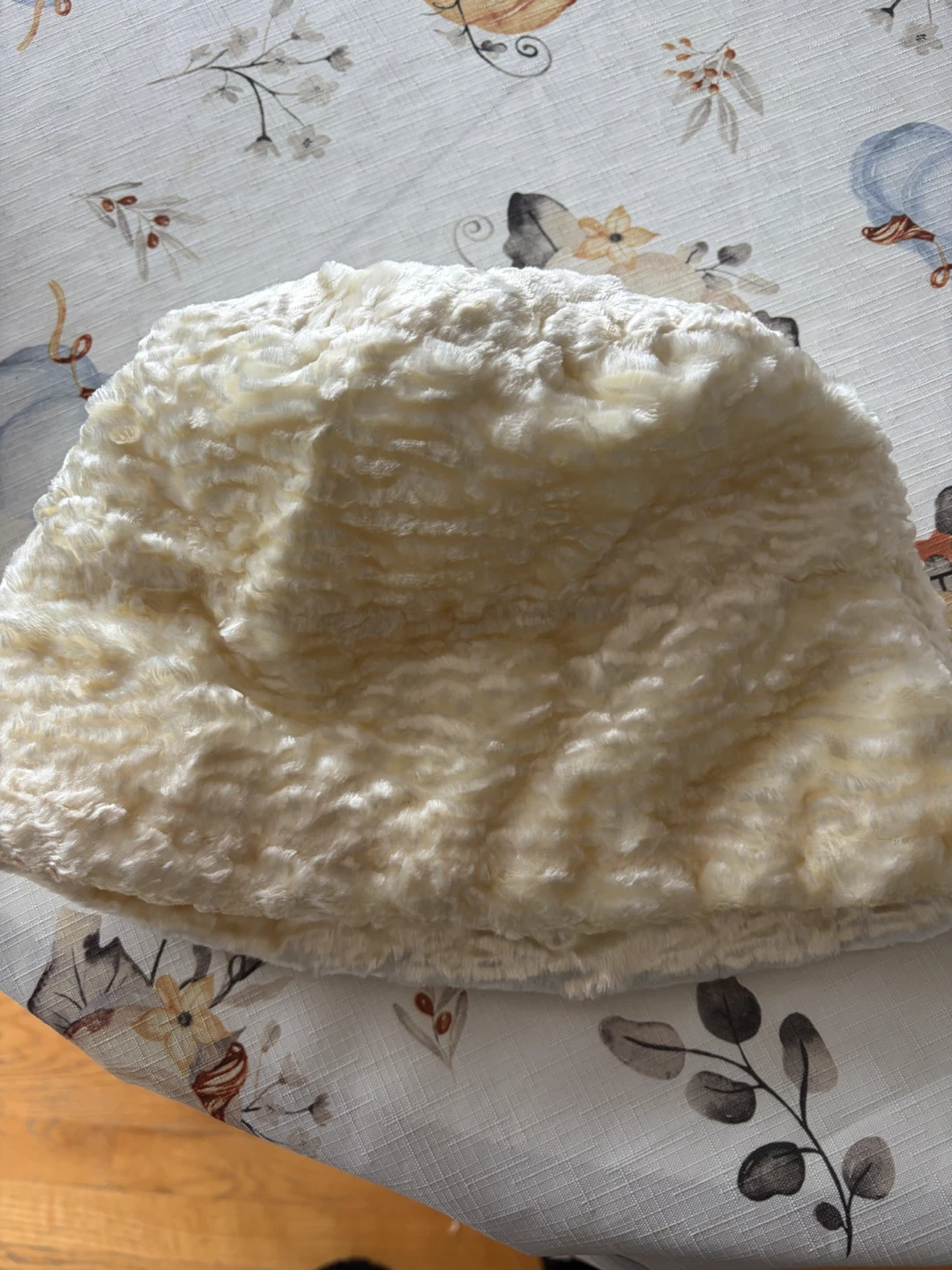 Cream Faux Fur Hat - photo 2